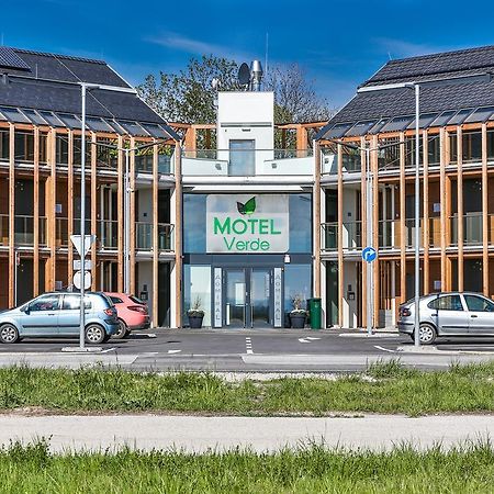 Motel Verde Schoenau an der Triesting Exterior photo